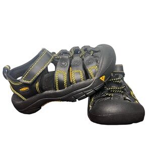 Keen Youth/Toddler Hiking Sandals Size 10 Black With Yellow Threading